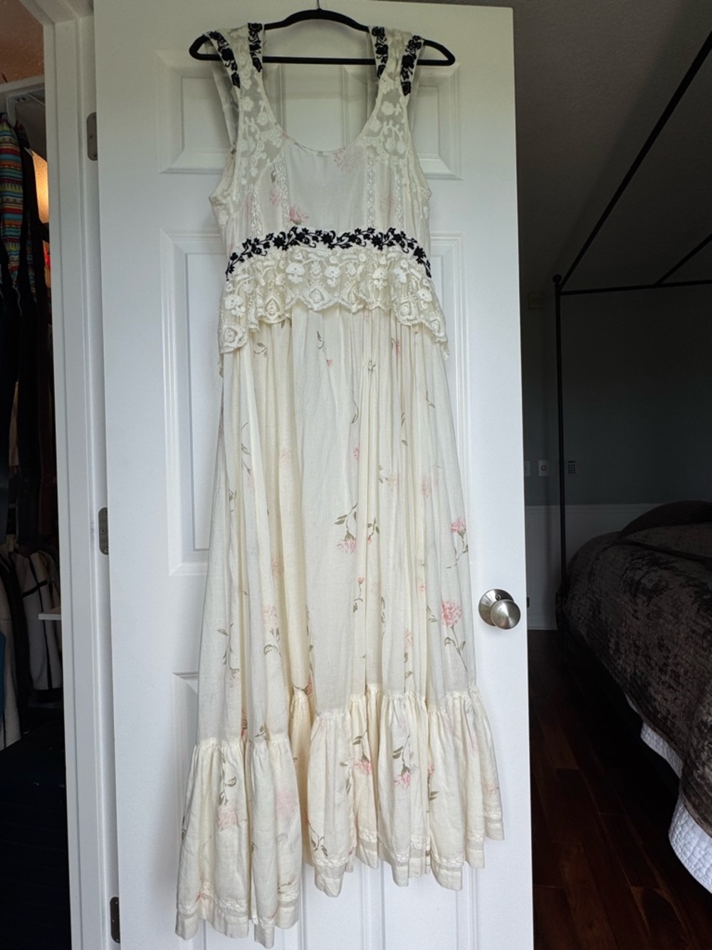 Free People Ivory Lace Tank Top with Black Floral Trim - Picture 7 of 9